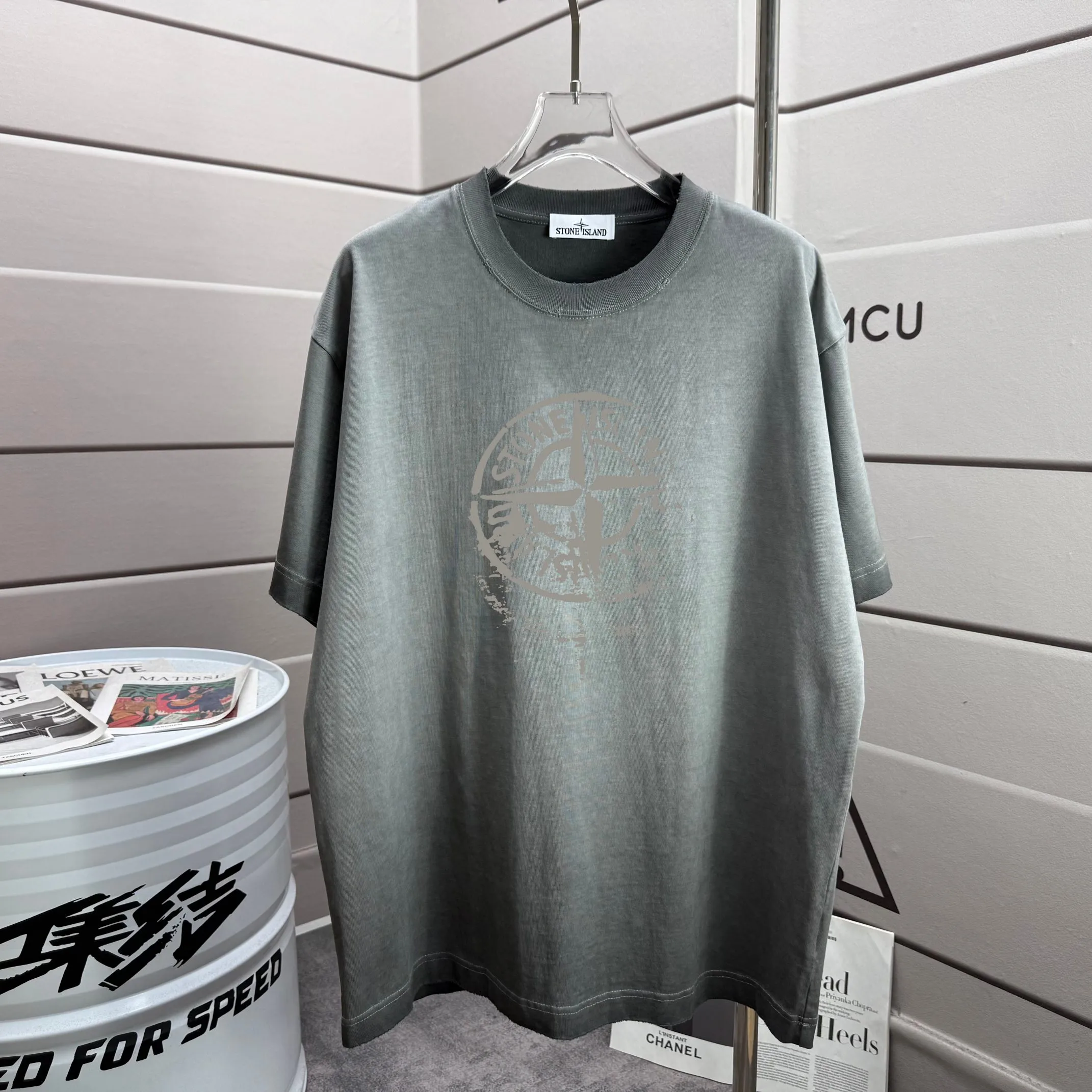 P160 Ston* islan* 石*岛 2025 autumn and winter new style Washed and worn 320g round neck short-sleeved tee Unisex loose version Color: Washed black Washed white Washed gray Brown Size: S M L XL XXL Size: S (90-130 pounds) M (120-150 pounds) L (140-165 pounds) (160-180 catties) XXL (180-210 catties)